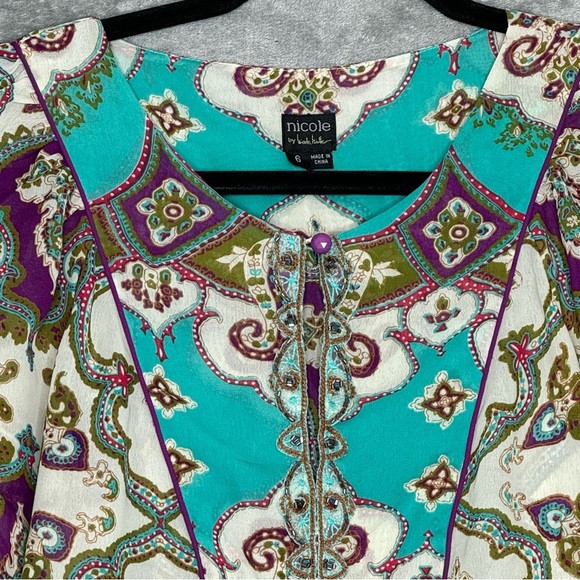 Nicole Miller 6 Small Shirt Top Green Paisley Short Sleeve Round Neck Keyhole - Picture 3 of 5